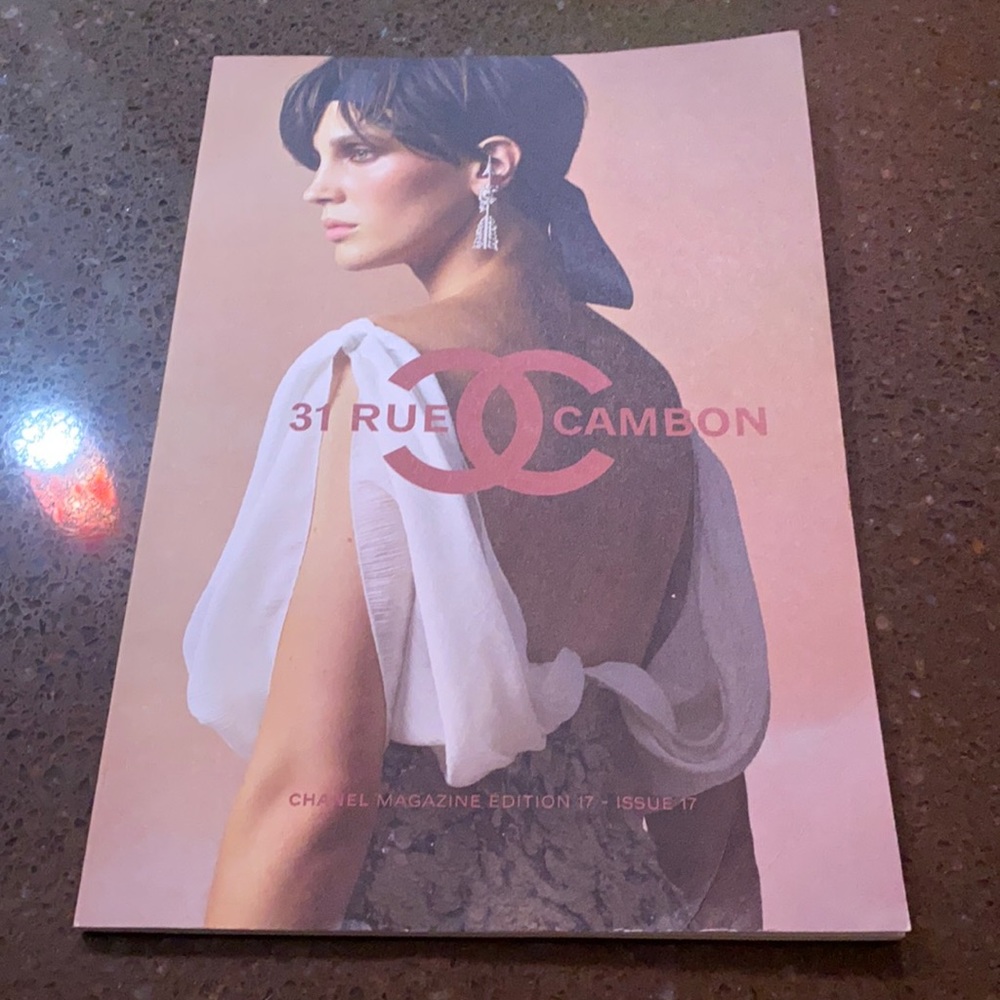 Chanel catalog sent only to VIP customers hard to find limited edition year2017